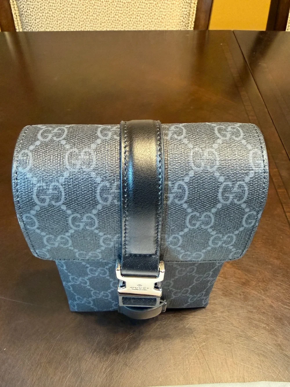 New Authentic Gucci GG Supreme Logo Crossbody Shoulder Bag Black